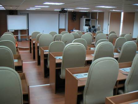 事事如意 - 台灣大學英文檢測中心專業考試教室裝修工程