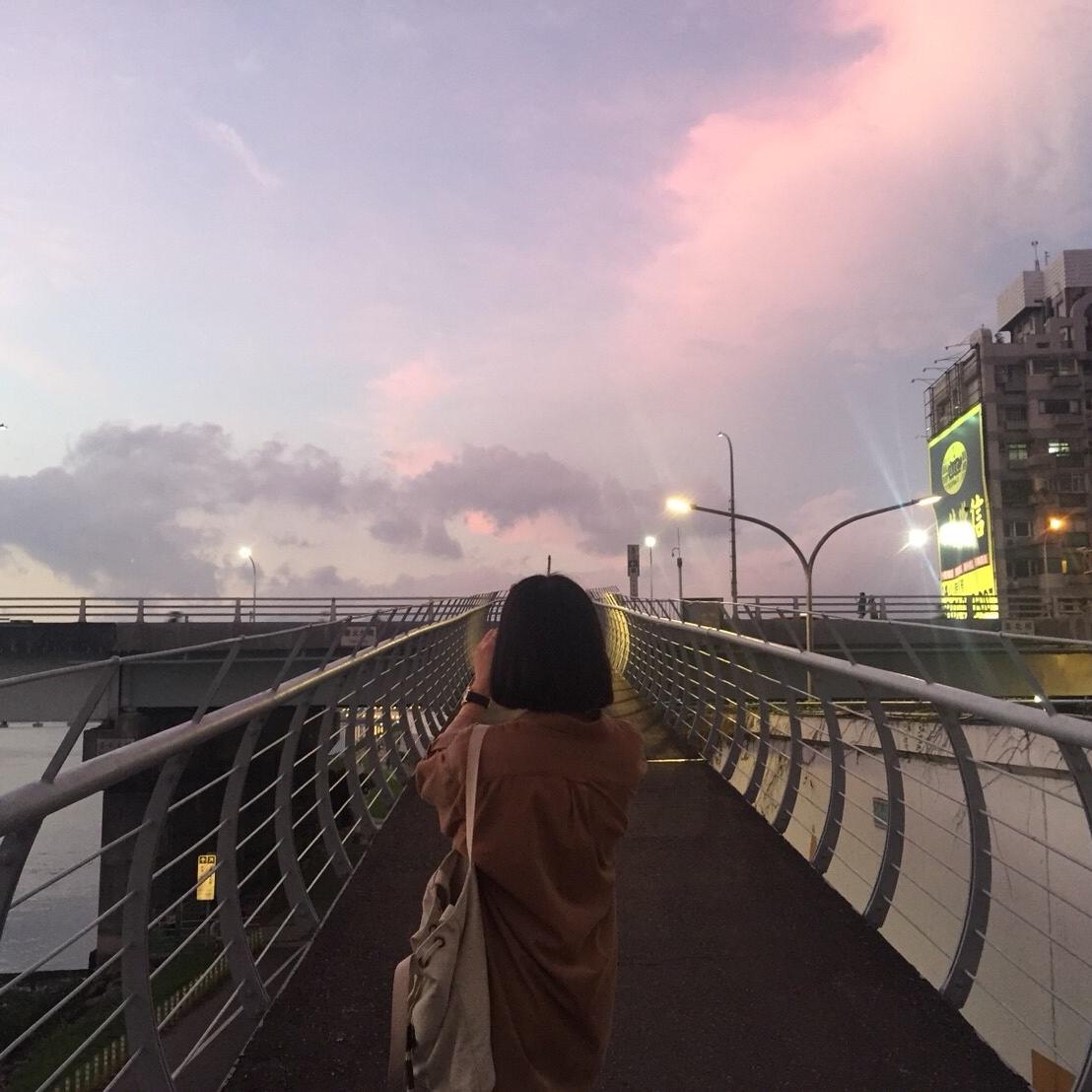 提供華碩rogstrix服務的專家Katie Liu